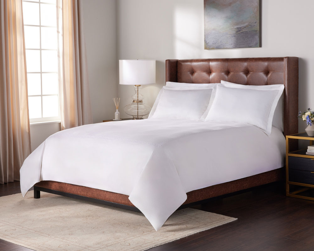 Lattice Frame Bed & Bedding Set
