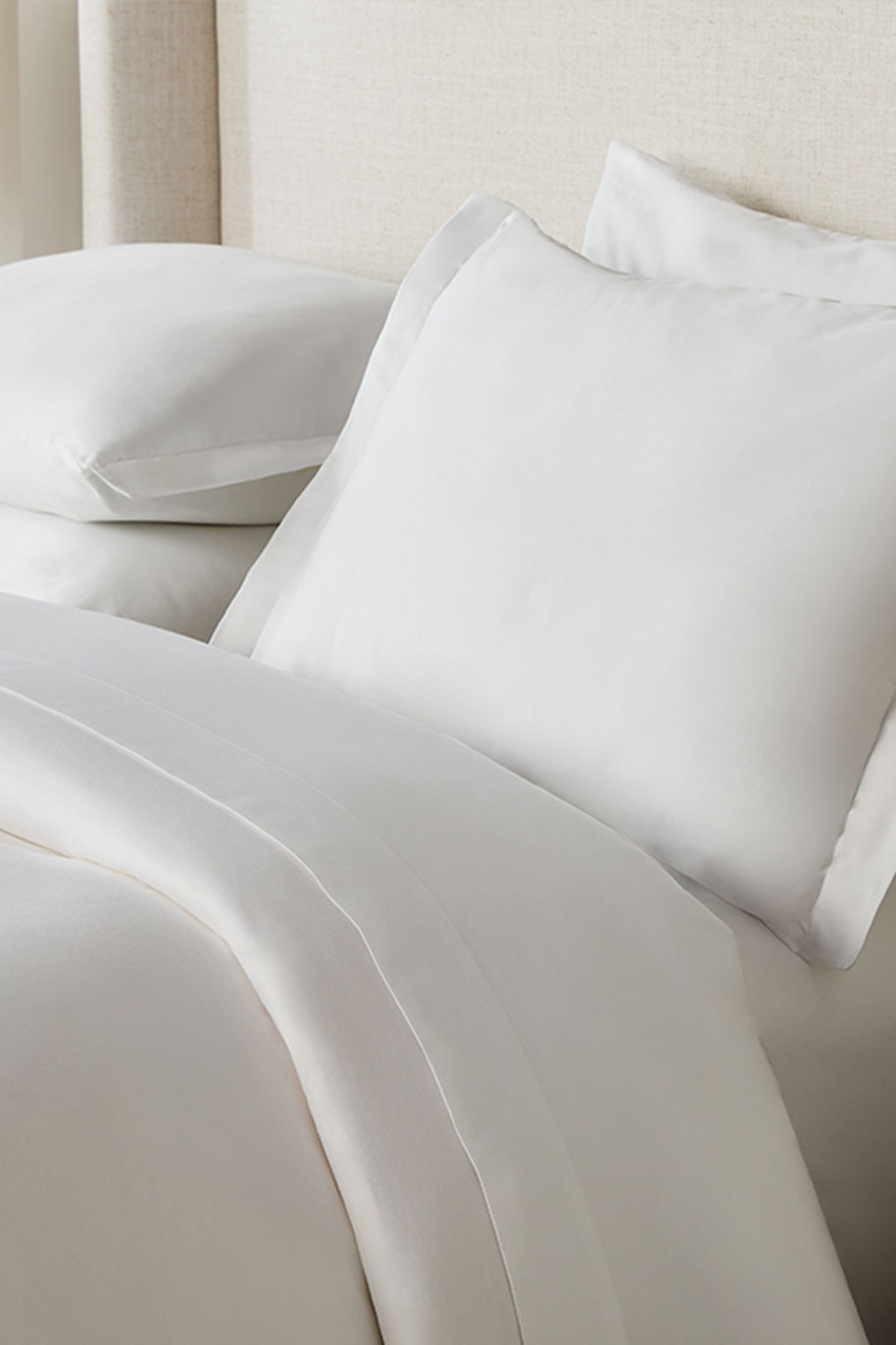 The Ritz-Carlton Classic White Linens Main